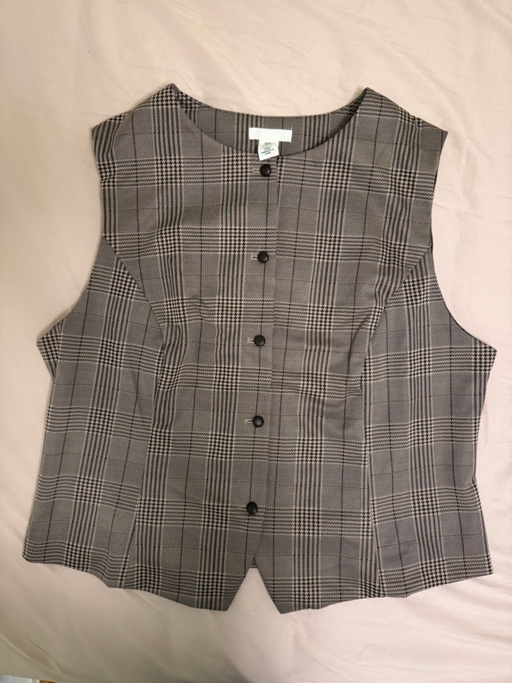 H&M Gray Plaid Sleeveless Button Vest